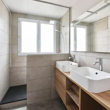 Guestready - Scenic Eiffel Tower View In 16th Arr. Appartamento *
